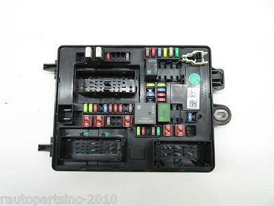 2010 cadillac srx fusebox fuse box relay left in the trunk 213211 $_1?set_id=880000500F 2010 cadillac srx fusebox fuse box relay left in the trunk 213211,Rear Fuse Box Cadillac Srx